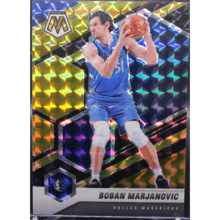 2020 Panini Mosaic Basketball - Boban Marjanovic 127  - Black Gold /8